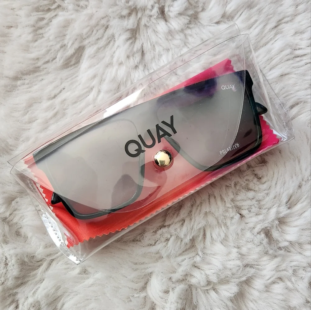 ‼️PRICE DROP- QUAY Nightfall Split - Picture 4 of 11